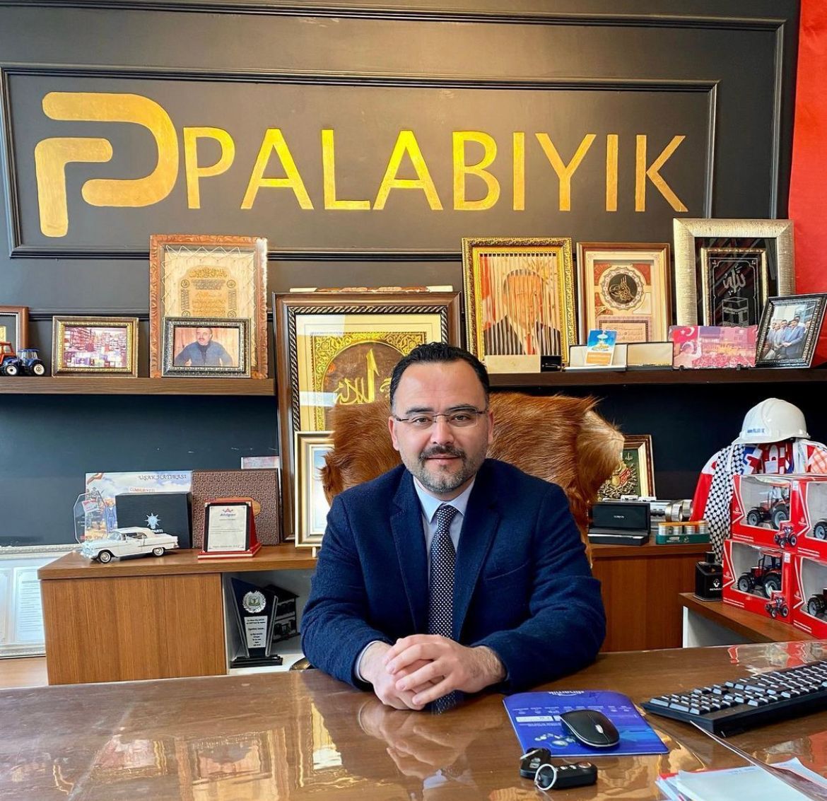 AK Parti Kula İlçe Başkanı Ahmet PALABIYIK, Mevlid Kandili dolayısıyla mesaj yayımladı.